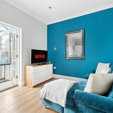 Spacious 2 Bedroom Apartment In Park Estate Nottingham Exterior photo